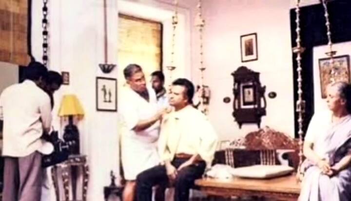 சில நாட்களுக்கு முன்பு, பாபா ரீ-ரிலீஸிற்கான டப்பிங்கை முடித்தார் ரஜினி