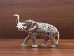 New Year 2023 Vastu Tips: नए साल में घर लाएं वास्तु से जुड़ी ये शुभ चीजें, मां लक्ष्मी का होगा आगमन