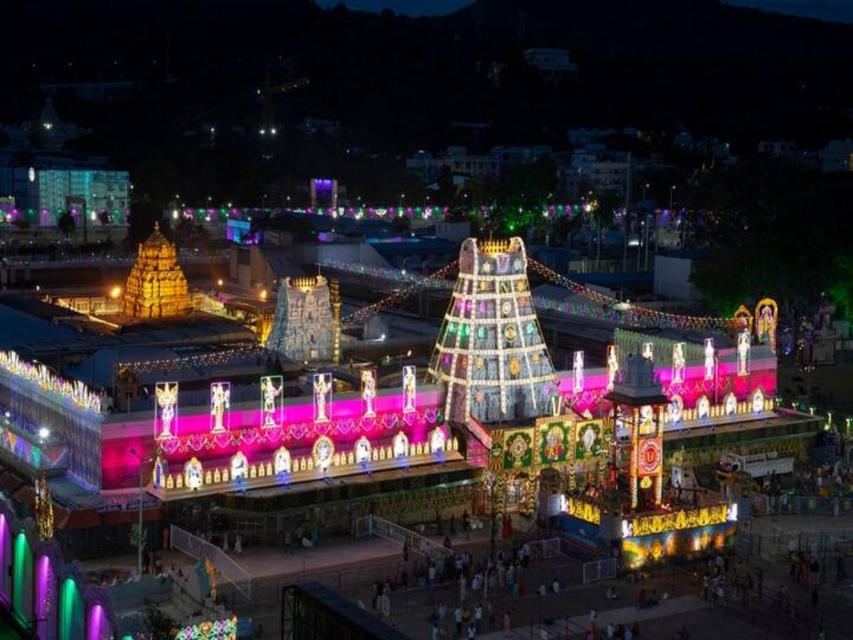 Tirumala TTD EO AV Dharma Reddy Says Vaikunta Dwara Darshan Ten Days ...