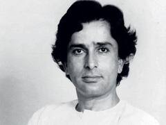 In Pics : दिवंगत अभिनेते शशी कपूर यांची कारकीर्द जाणून घ्या...