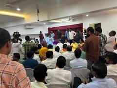 PHOTO: सावेंच्या घरावर धडकले शिवभक्त, राज्यपाल 'हटाव'ची मागणी