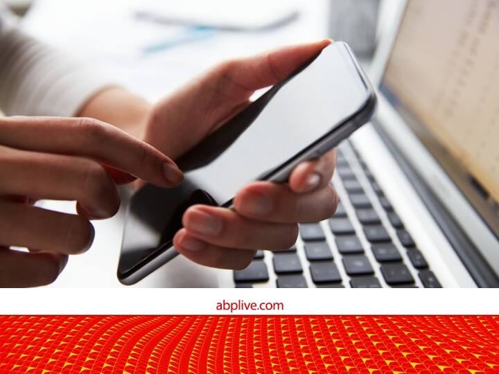 BSNL और Airtel यूजर्स को झटका, अब रिचार्ज के साथ नहीं मिलेगी ये सुविधा, वैलेडिटी भी हो गई कम Airtel BSNL recharge plan benefits cut Down users have to pay for ott plateforms know all details BSNL और Airtel यूजर्स को झटका, अब रिचार्ज के साथ नहीं मिलेगी ये सुविधा, वैलेडिटी भी हो गई कम