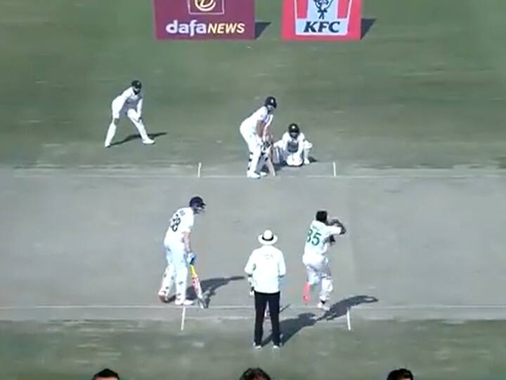 PAK vs ENG England batsman Joe Root become left hander during second innings against Pakistan see video PAK vs ENG: अनोखे अंदाज़ में खेलते हुए दिखे जो रूट, खुद को बनाया बाएं हाथ का बल्लेबाज़, वीडियो वायरल 