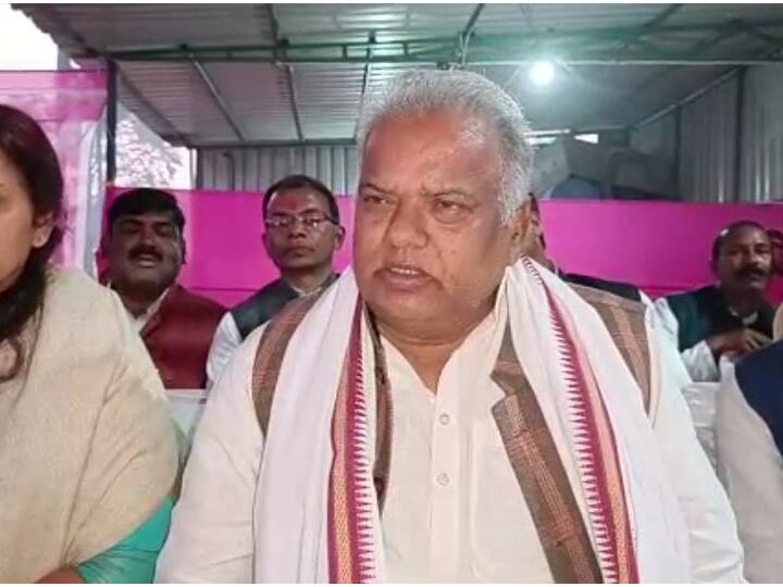 Shravan Kumar Statement: ‘बिहार में कोई असली शराब नहीं पिला रहा', श्रवण कुमार बोले- शराबबंदी में भी जहर पी रहे लोग Shravan Kumar Statement: Bihar Rural Development Minister on Liquor Ban and People Consuming Alcohol in Hajipur of Bihar ann Shravan Kumar Statement: ‘बिहार में कोई असली शराब नहीं पिला रहा', श्रवण कुमार बोले- शराबबंदी में भी जहर पी रहे लोग