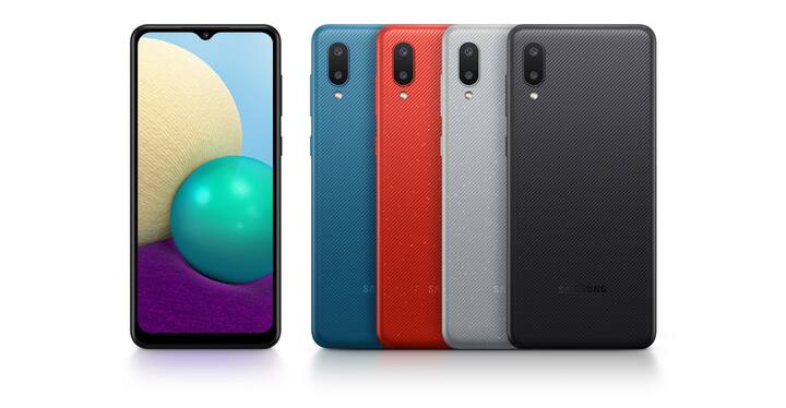 भारत में Samsung Galaxy M04 को सैमसंग के सपोर्ट पेज पर लिस्ट कर दिया गया है. इसलिए इसकी लॉन्चिंग जल्दी ही देखने को मिल सकती है. इस मोबाइल में 5000mAh की बैटरी, MediaTek Helio G35 प्रोसेसर, 6.5 इंच का HD+ डिस्प्ले जैसे फीचर्स दिए जायेंगे.
