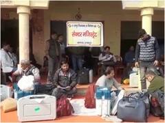 मतदान के लिए रामपुर में भेजी गईं पोलिंग पार्टियां, प्रशासन ने पूरी की सारी तैयारियां