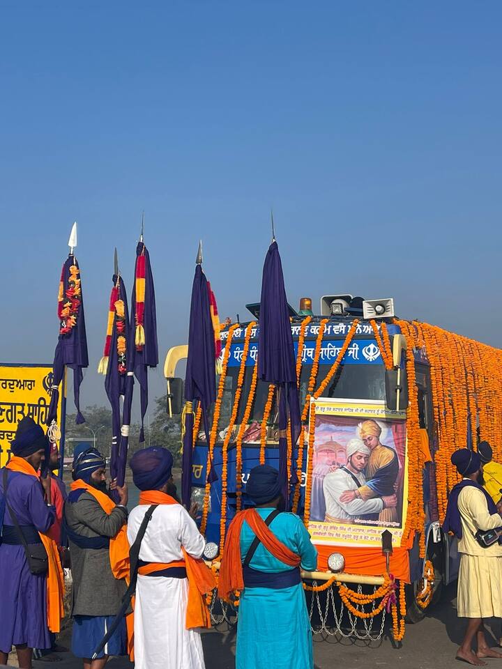 ਜਿੰਨਾ ਥਾਂਵਾਂ ਤੇ ਭਾਈ ਜੈਤਾ ਜੀ ਦਿੱਲੀ ਤੋਂ ਆਉਂਦਿਆਂ ਰੁਕੇ ਉਨ੍ਹਾਂ ਥਾਂਵਾਂ ਚੋ ਹੁੰਦਾ ਹੋਇਆ ਵਿਸ਼ਾਲ ਨਗਰਕੀਰਤਨ ਵੀ ਅਨੰਦਪੁਰ ਸਾਹਿਬ ਪਹੁੰਚਿਆ।