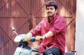 ‘நாளைய தீர்ப்பு’ படம் மூலமாக விஜய்க்கு சினிமா கதவை தந்தை எஸ்.ஏ.சி திறந்து வைத்தாலும், ஆரம்பத்தில் அந்த பாதையில் நடைபோட விஜய் திணறினார் என்பதே நிதர்சனம்