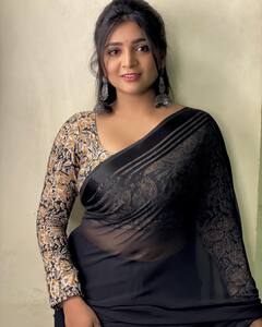 Anchor Dolly: బ్లాక్ డ్రెస్ లో యాంకర్ డాలీ హొయలు