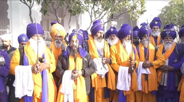 ਜਿਸ ਵਿੱਚ ਕਥਾਵਾਚਕ ਭਾਈ ਪਿੰਦਰਪਾਲ ਸਿੰਘ ਜੀ, ਸ਼੍ਰੋਮਣੀ ਰਾਗੀ ਭਾਈ ਹਰਜਿੰਦਰ ਸਿੰਘ ਸ਼੍ਰੀ ਨਗਰ ਵਾਲੇ, ਤਖਤ ਸਾਹਿਬਾਨ ਦੇ ਜਥੇਦਾਰ ਤੇ ਪ੍ਰਧਾਨ ਸ਼੍ਰੋਮਣੀ ਕਮੇਟੀ ਤੋਂ ਇਲਾਵਾ ਵੱਡੀ ਗਿਣਤੀ ਪੰਥਕ ਹਸਤੀਆਂ ਸ਼ਿਰਕਤ ਕਰਨਗੀਆ।