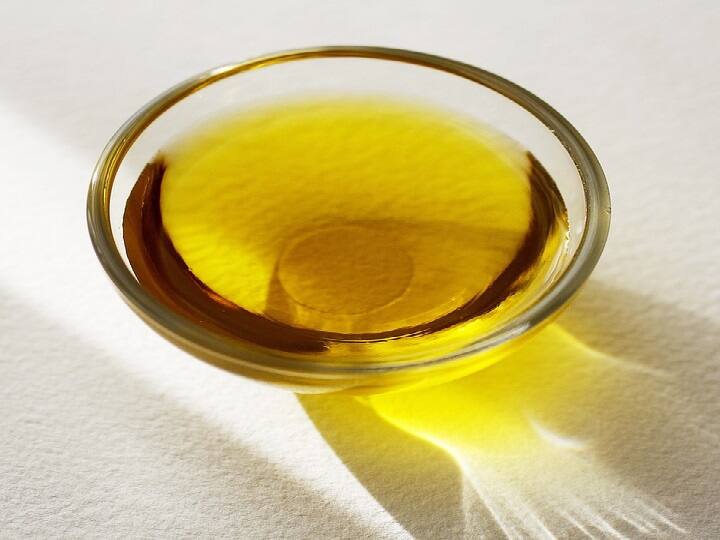 Hair Oil Applying Tips Make Hair Beautiful And Strong By Using Mustard Oil In These Ways
