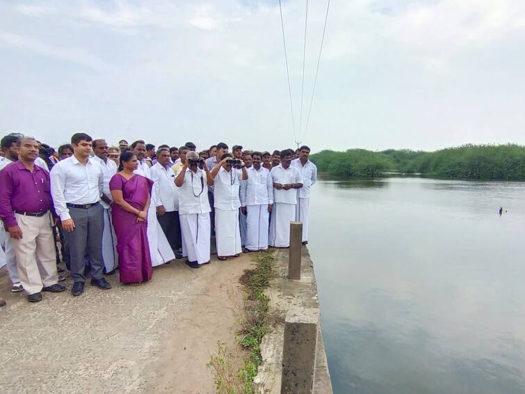 Villupuram Forest Minister Ramachandran assured that Marakanam Bird Sanctuary will be converted into a tourist destination TNN மரக்காணம் பறவைகள் சரணாலயம் சுற்றுலா தலமாக மாற்றப்படும் - அமைச்சர் ராமச்சந்திரன் உறுதி