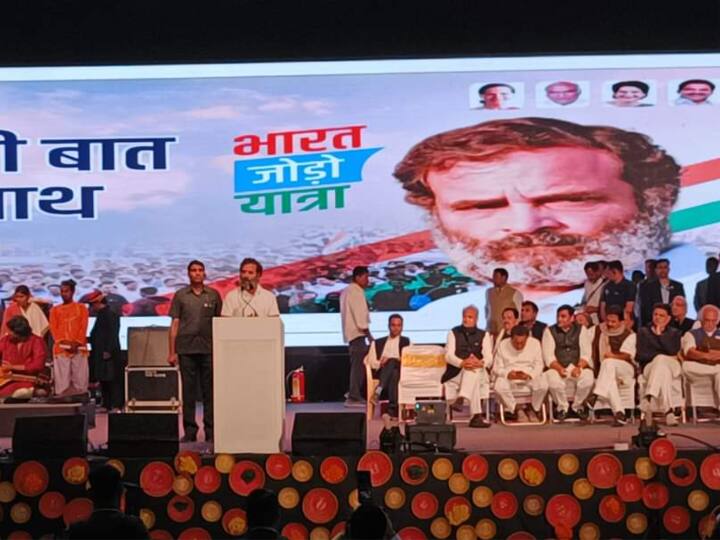 Bharat Jodo Yatra reached Rajasthan, Rahul Gandhi and his fellow yatris got a warm welcome Bharat Jodo Yatra: राजस्थान पहुंची भारत जोड़ो यात्रा, राहुल बोले- RSS के लोगों से नफरत नहीं करता मगर...