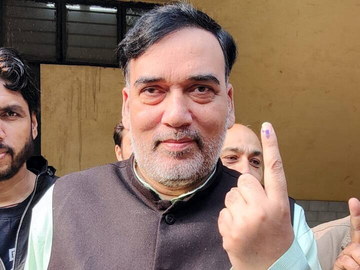AAP leader Gopal Rai after casting his vote for the MCD Elections in New Delhi on Sunday. (Source: PTI)
