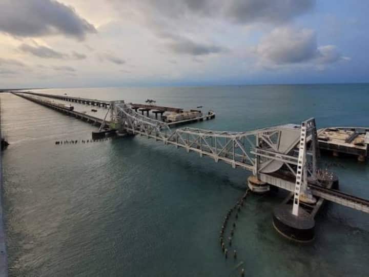 The reconstruction of Pamban Bridge has gathered pace. India’s first vertical lift railway sea bridge will connect the mainland of Tamil Nadu with Rameswaram island.