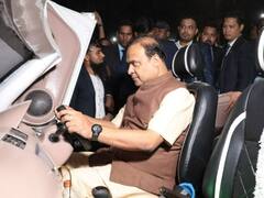 असम: स्विफ्ट को लेम्बोर्गिनी बना सीएम हिमंत बिस्वा को युवक ने दिया तोहफा, मुख्यमंत्री ने ऐसे जाहिर की खुशी