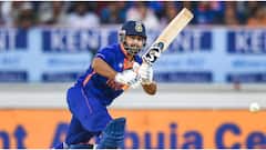 বাংলাদেশের বিরুদ্ধে ওয়ান ডে সিরিজ থেকে ছিটকেই গেলেন ঋষভ পন্থ