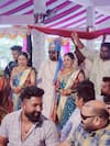 Viral Video: ਇੱਕੋ ਆਦਮੀ ਨਾਲ ਦੋ ਇੰਜਨੀਅਰ ਜੁੜਵਾ ਭੈਣਾਂ ਨੂੰ ਹੋਈਆ ਪਿਆਰ ਹੋ! ਕੀਤਾ ਵਿਆਹ, ਹੁਣ ਕੇਸ ਦਰਜ