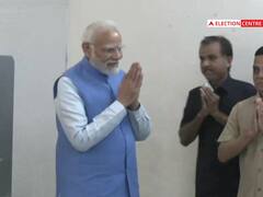 पीएम मोदी ने साबरमती विधानसभा सीट पर डाला वोट, ढोल-नगाड़े के साथ लगे मोदी-मोदी के नारे