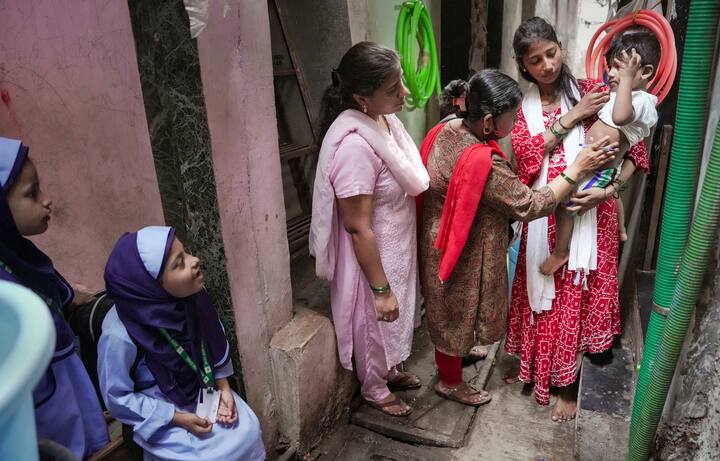 The recent measles outbreak in Mumbai is a result of reduced immunisation rates brought on by interrupted vaccination programmes and parents' reluctance to vaccinate their kids.(Source: PTI)