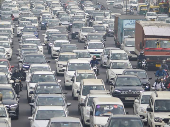 Bengaluru worlds second most congested city took average 29 minutes to cover 10km in city last year says Traffic index बंगळुरु जगातील दुसरं सर्वाधिक वाहतूक कोंडीचं शहर, तर पुणे सहाव्या क्रमांकावर; टॉमटॉम ट्रॅफिक इंडेक्सची यादी जाहीर
