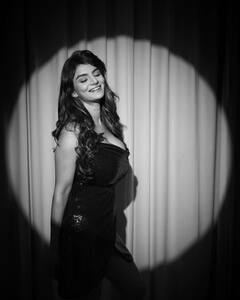 Anveshi jain: એક્ટ્રેસ અન્વેશી જૈનનો બોડીકોન ડ્રેસમાં હોટ અંદાજ, જુઓ તસવીરો