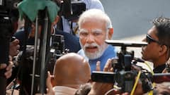 PM Modi: ভোট দিলেন প্রধানমন্ত্রী, রাস্তার দু’পাশে উঠল ‘মোদি, মোদি’ স্লোগান