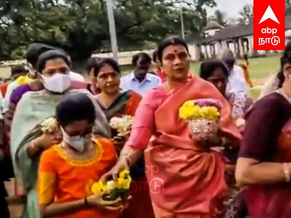 Durga Stalin at Temple: பால்குடம் எடுத்து துர்கா ஸ்டாலின் நேர்த்திக்கடன்