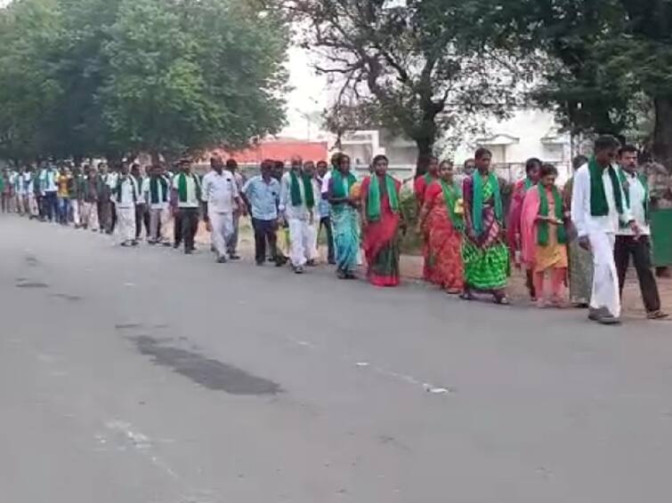 Farmers protest against construction of industrial park in Coimbatore Annur Coimbatore: கோவை அன்னூரில் தொழில் பூங்கா அமைக்க எதிர்ப்பு - விவசாயிகள் நடைபயண போராட்டம்