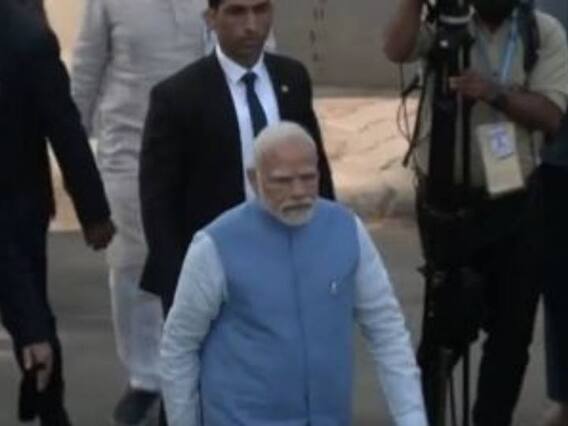 Gujarat Election 2022: पीएम मोदी ने डाला वोट, जनता ने लगाए 'मोदी-मोदी' के नारे, तस्वीरों में देखिए खास अंदाज Gujarat Election 2022: पीएम मोदी ने डाला वोट, जनता ने लगाए 'मोदी-मोदी' के नारे, तस्वीरों में देखिए खास अंदाज