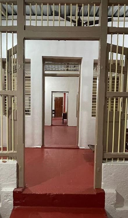 இவர் திருநெல்வேலியைச் சேர்ந்தவர்..