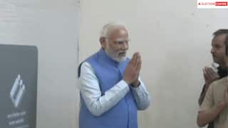 Gujarat Election 2022: વડાપ્રધાન મોદીએ રાણીપમાં નિશાન સ્કૂલમાં મતદાન કર્યું, કહ્યુ-શાંતિપૂર્ણ માહોલમાં ચૂંટણી યોજવા પર ચૂંટણી પંચને અભિનંદન