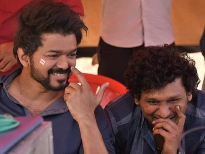 மேலும் பிரசாத் லேப்பில் தளபதி 67 படத்தின் ப்ரோமோ ஷூட்டுக்காக இரண்டு செட்கள் அமைக்கப்பட்டுள்ளதாகவும் கூறப்படுகிறது