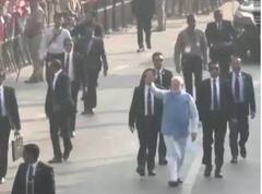 Gujarat Election 2022  : PM ਮੋਦੀ ਨੇ ਪਾਈ ਵੋਟ, ਲੋਕਾਂ ਨੇ ਲਗਾਏ 'ਮੋਦੀ-ਮੋਦੀ' ਦੇ ਨਾਅਰੇ, ਵੇਖੋ ਤਸਵੀਰਾਂ 'ਚ ਖਾਸ ਅੰਦਾਜ਼