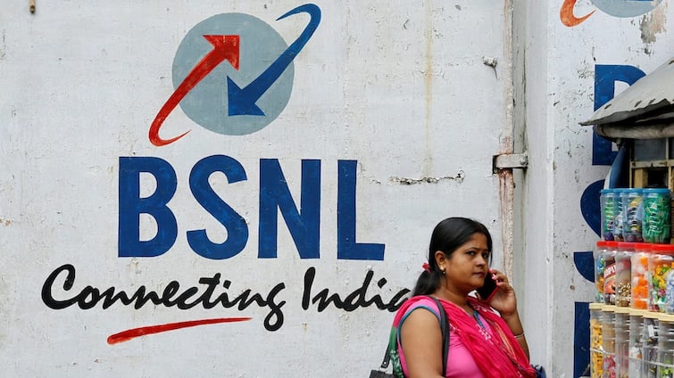 BSNL To Start 5G Services in 2024 ashwini vaishnav telecom minister latest marathi news बीएसएनलदेखील 5जीच्या स्पर्धेत! या तारखेपर्यंत 5G सेवा सुरु करणार,  दूरसंचार मंत्र्यांचा वृत्ताला दुजोरा
