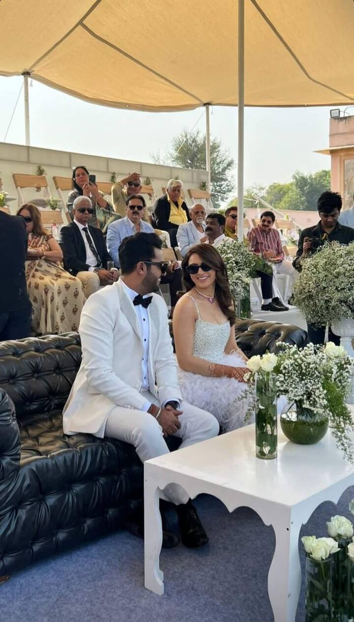 హన్సిక, సోహెల్ ప్రీ వెడ్డింగ్ వేడుకలు కలర్ ఫుల్ గా జరిగాయి. Photo Credit: Instagram/twitter