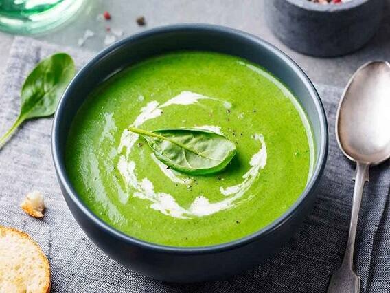 cream of palak soup | Indian style cream of spinach soup Health Tips: શિયાળામાં જરૂરથી ટ્રાય કરો હેલ્ધી પાલકનો સૂપ, જાણો રેસિપી