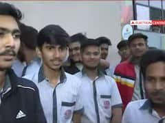 Gujarat Assembly Polls 2022: जिस स्कूल पीएम मोदी डालेंगे वोट, वहां उनसे मिलने के लिए छात्रों का लगा जमावड़ा, जानिए स्टूडेंट्स ने क्या कहा