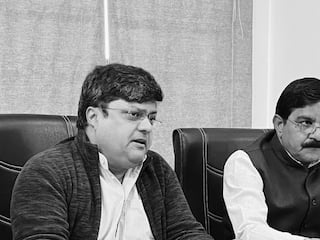 Bharat Jodo Yatra: वसुंधरा राजे के बेटे सांसद दुष्यंत ने क्यों किया राहुल गांधी का स्वागत? बोले- 'हम तो आपका इंतजार कर रहे थे...'