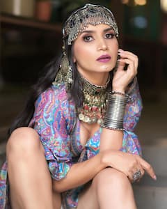 Priya Ahuja Photos:  ‘तारक मेहता’ की रीटा रिपोर्टर ने किया गजब का ट्रांसफोर्मेशन, ग्लैमरस तस्वीरों ने बढ़ाया इंटरनेट का पारा