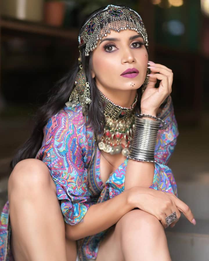 कुछ वक्त पहले एक्ट्रेस ने एक प्यारे से बेटे को जन्म दिया था. जिसके चलते उन्होंने कुछ वक्त के लिए शो से ब्रेक भी लिया था.