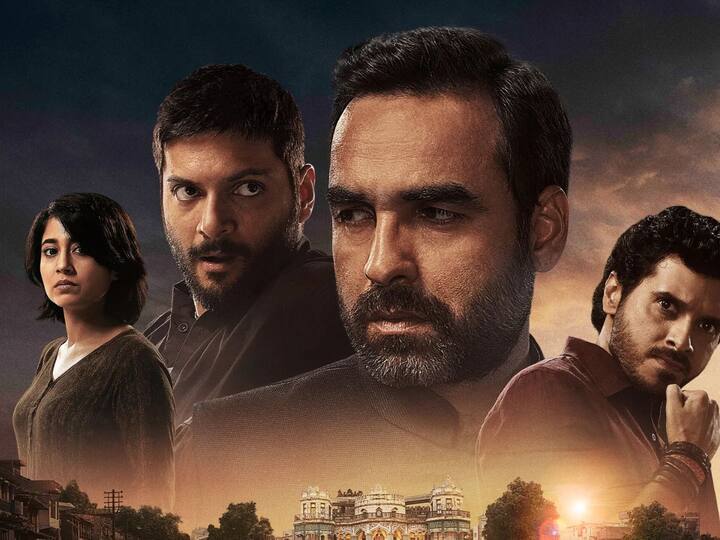 मिर्झापूर या वेब सीरिजला प्रेक्षकांची पसंती मिळाली. या सीरिजचे दोन भाग प्रेक्षकांच्या भेटीस आला. आता मिर्झापूरचा तिसरा सिझन प्रेक्षकांच्या भेटीस येणार आहे.