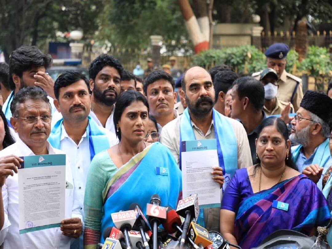 Sharmila Padayatra YSRTP Legal Team Members Meet Warangal CP Ranganathan Sharmila Padayatra: షర్మిల పాదయాత్రకు అనుమతి ఇవ్వమంటూ వరంగల్ సీపీని కలిసిన వైఎస్‌ఆర్‌టీపీ నేతలు