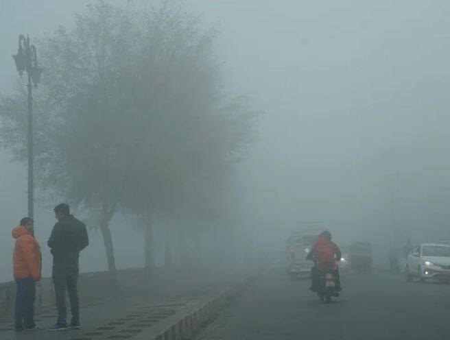 Weather forecast 5 december Fog in Delhi NCR know Weather Condition of other States Weather Forecast  : ਦੇਸ਼ ਦੇ ਇਨ੍ਹਾਂ ਸੂਬਿਆਂ 'ਚ ਅੱਜ ਸਾਫ਼ ਰਹੇਗਾ ਮੌਸਮ , ਦਿੱਲੀ-NCR 'ਚ ਰਹੇਗੀ ਧੁੰਦ, ਜਾਣੋ ਬਾਕੀ ਸ਼ਹਿਰਾਂ ਦਾ ਹਾਲ