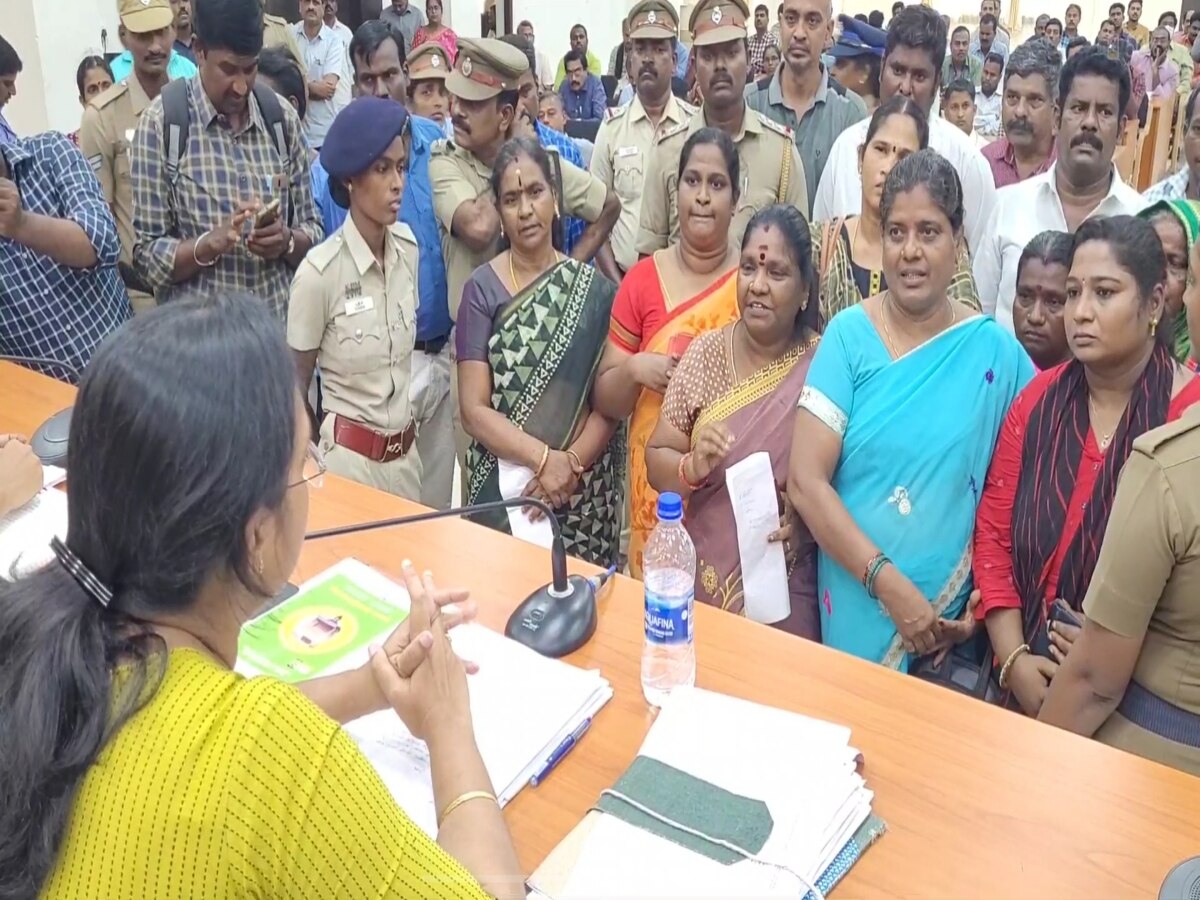 பறிக்கப்பட்ட ஊராட்சி மன்ற தலைவர் அதிகாரம்... மாவட்ட ஆட்சியர் அலுவலகத்தில் குவிந்த மக்கள்