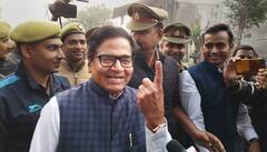 UP By-election 2022: रामगोपाल, अखिलेश यादव और डिंपल समेत कई दिग्गजों ने डाला वोट, तस्वीरों में देखें क्या दी प्रतिक्रिया?