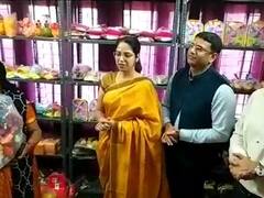 गोंडाः आंगनवाड़ी में पढ़ने वाले बच्चों के लिए खुला खिलौना बैंक, डीएम बोले- हर तरह की हो व्यवस्था