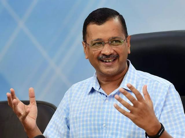 काँग्रेसला 2017 साली 77 जागा मिळाल्या होत्या, यंदा 31 ते 43 जागा मिळण्याची शक्यता आहे. तर आपला 3 ते 11 जागांवर समाधान मानावं लागेल असं हा पोल सांगतोय.