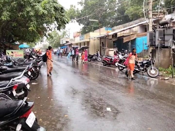 mayanur dam water flow increased. அமராவதி ஆற்றில் மழையால் சற்று தண்ணீர் வரத்து உயர்வு