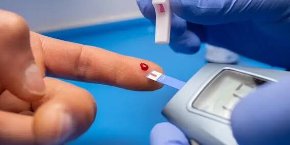 Health Tips: सर्दियों में त्वचा और बालों को स्वस्थ रखते हुए पिस्ता देता है कमाल का स्वास्थ्य लाभ Health Tips: सर्दियों में त्वचा और बालों को स्वस्थ रखते हुए पिस्ता देता है कमाल का स्वास्थ्य लाभ